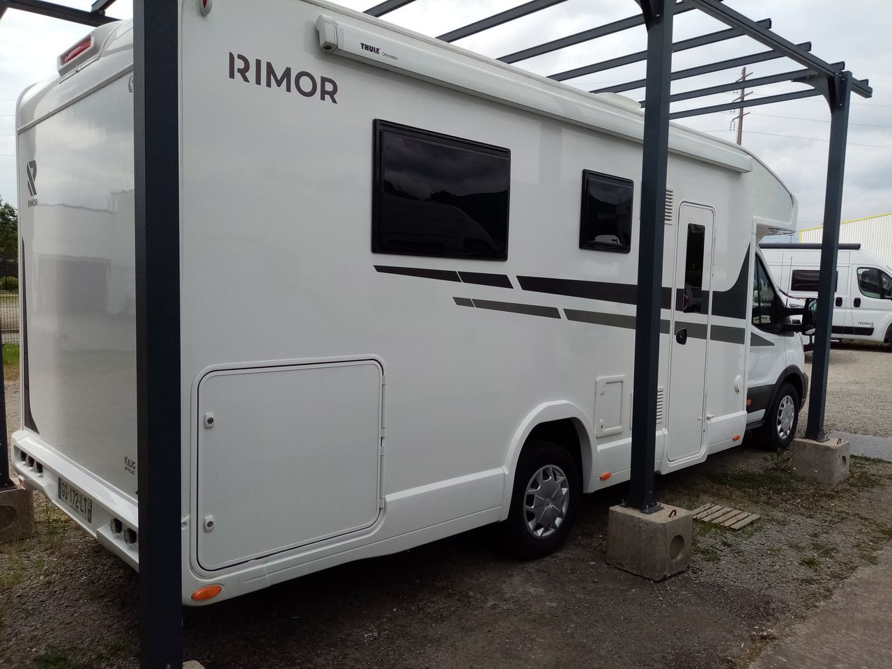 Camping-car RIMOR KILIG 69 PLUS BOITE AUTO
